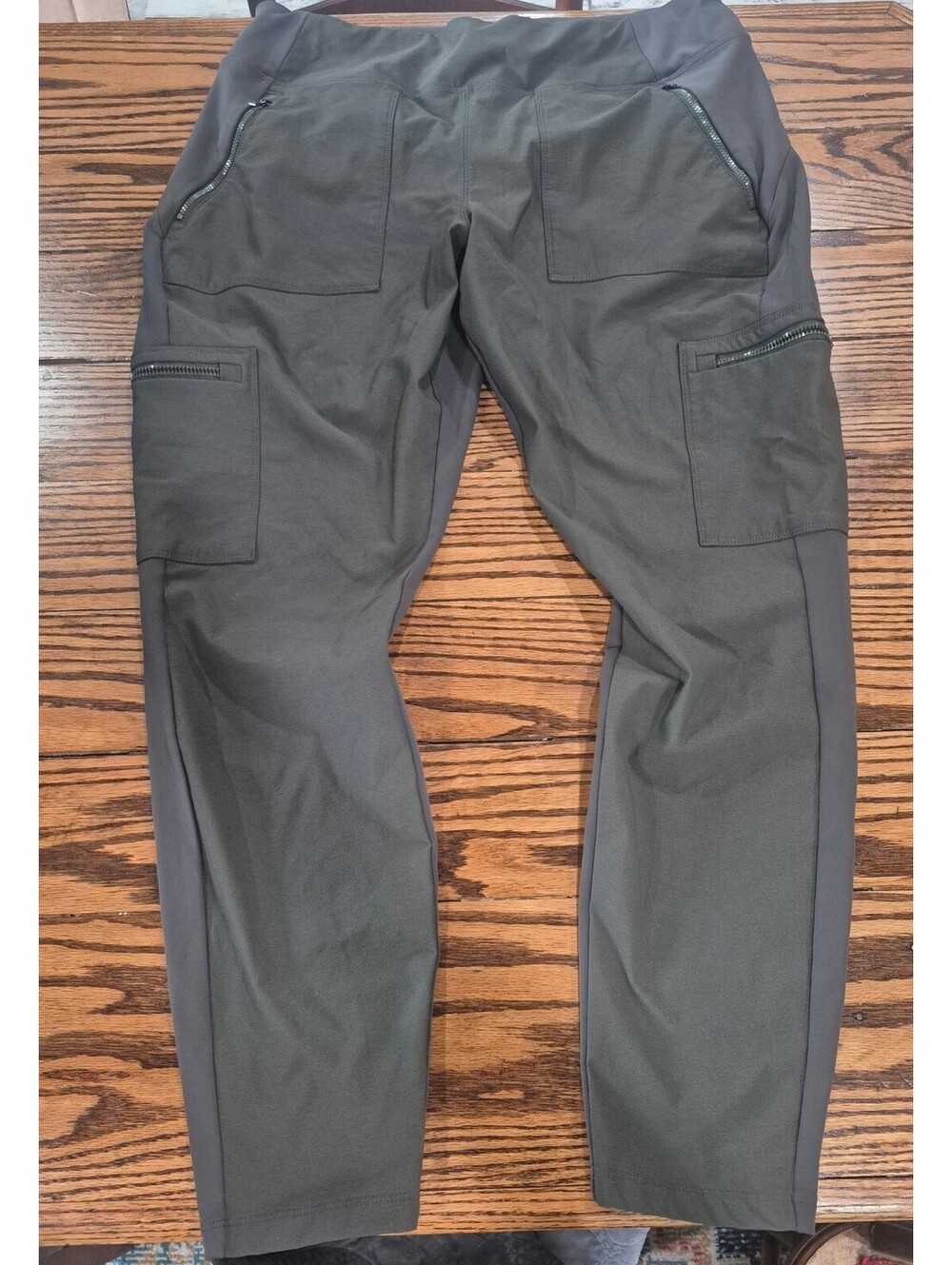 Athleta Headlands Hybrid Cargo II